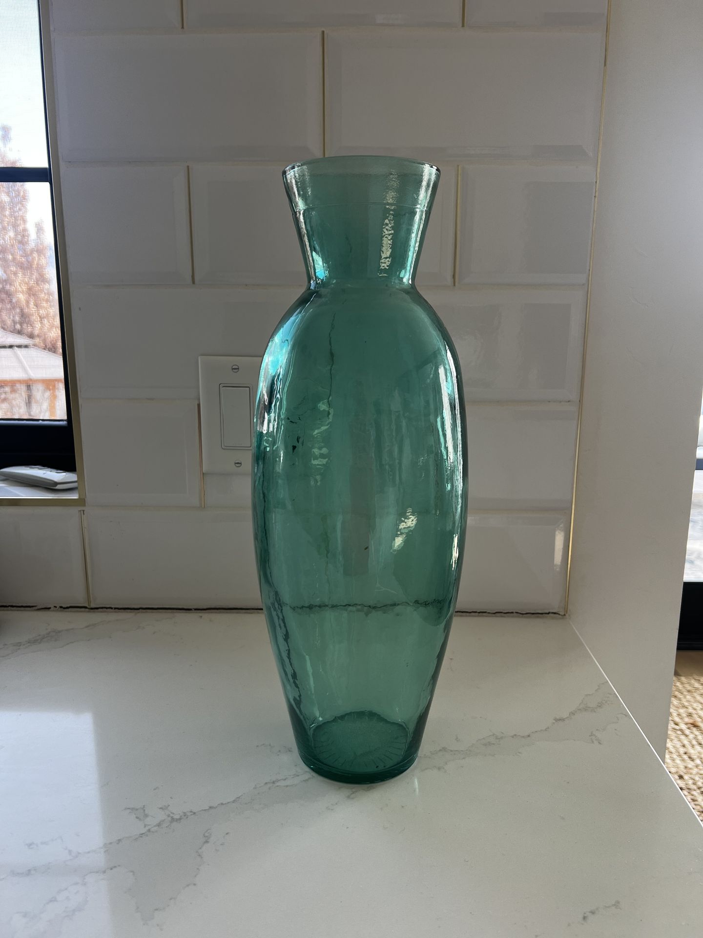 Glass bottle