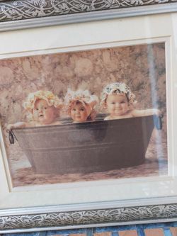 Cute Picture of Babies In Tub
