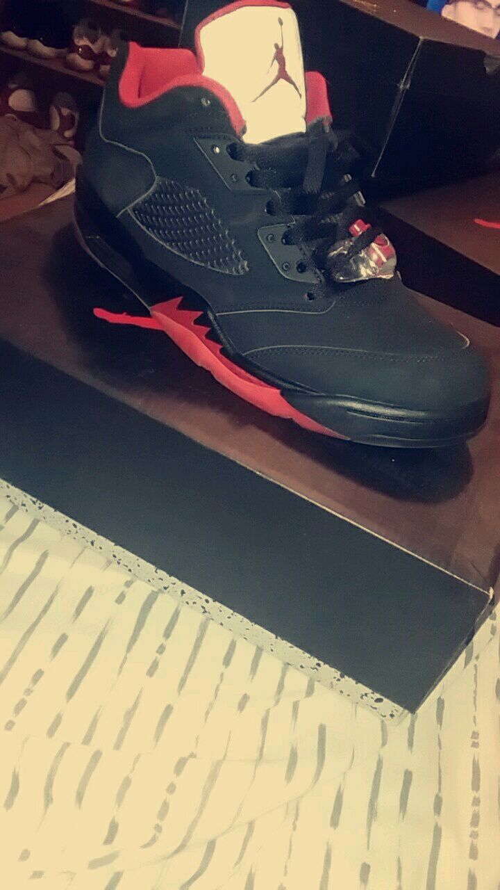 5's low 10.5 $130
