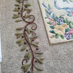 Beautiful Wall Decor  In Spring Hill