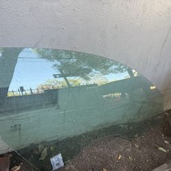 Hyundai Genesis Coupe Window