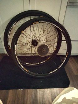 Kenda k West 700x35 tires mounted on diamondback equation CX