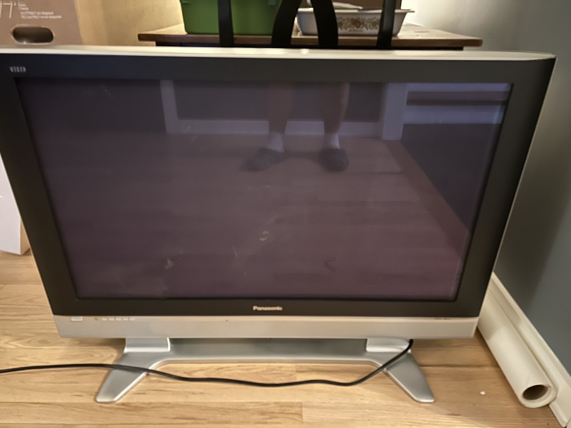 Free For Parts Or Repair - 42” Panasonic Plasma TV