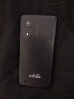 Artia Phone W/ Data