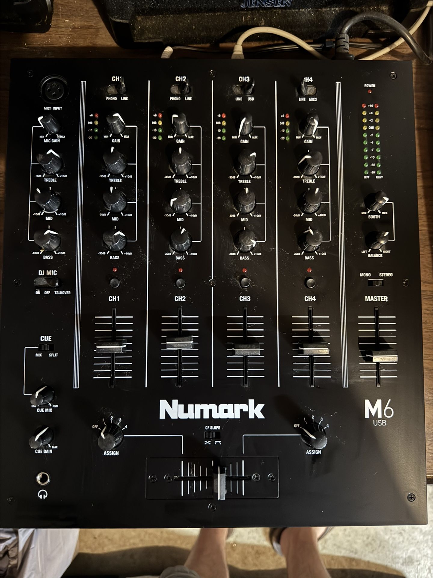 Numark 4 Channel Mixer
