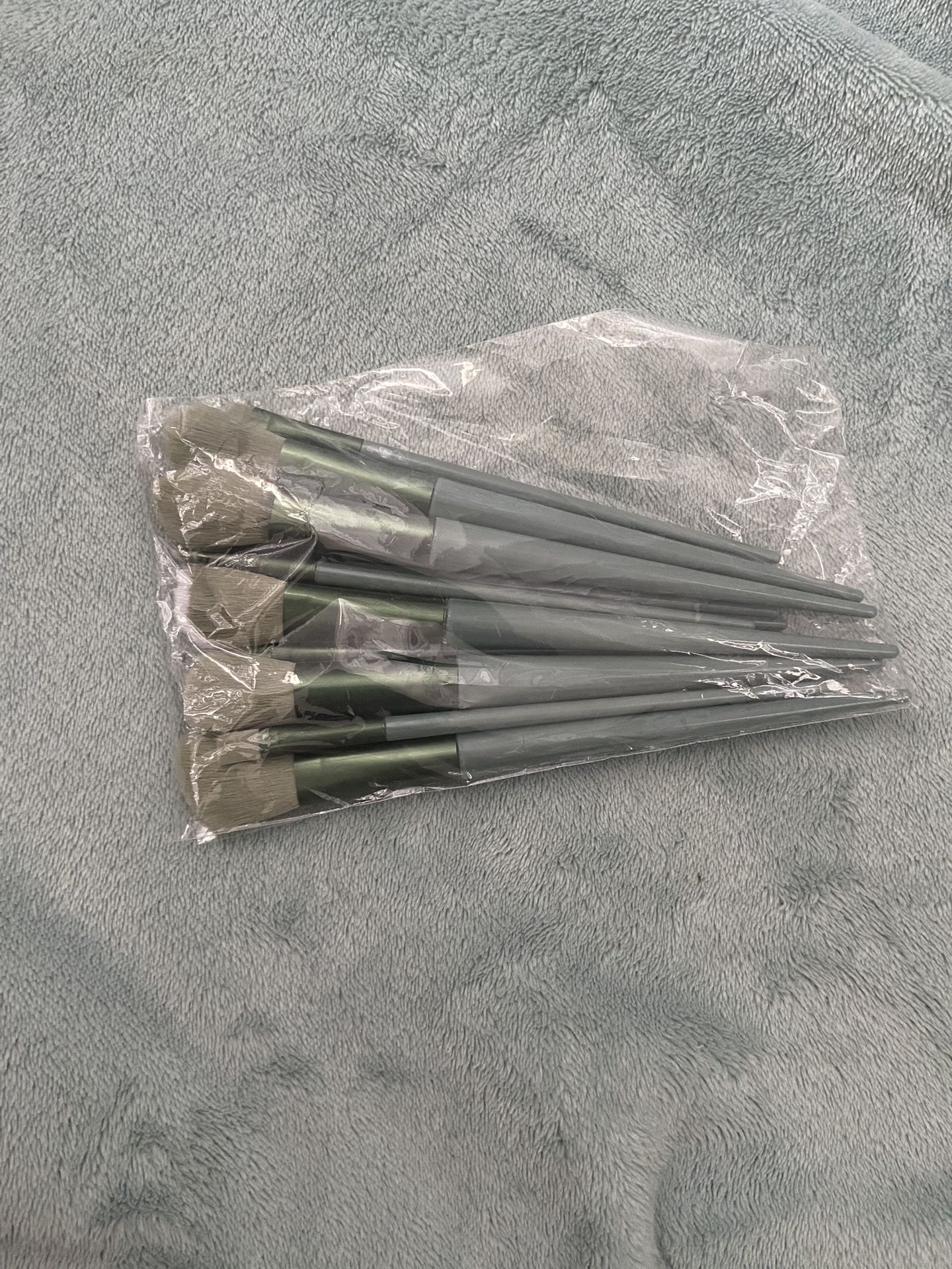 New ✨✨✨✨✨13pcs Makeup Brushes