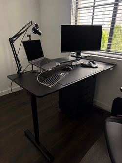 🖥️ Electric Standing Desk