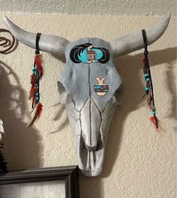 Decorative Painted Steer Skull Wall Decor