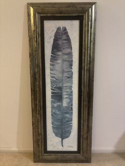 Beautiful FEATHER Print On Canvas