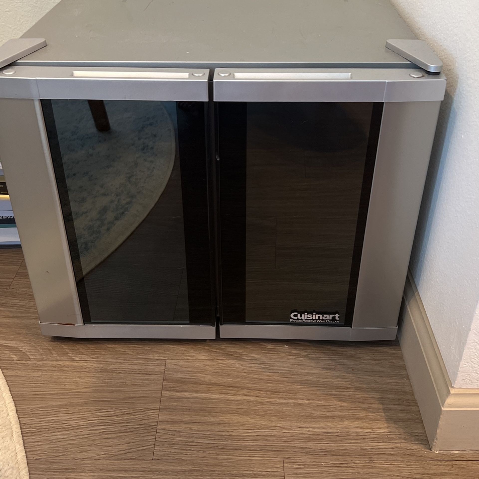 Cuisinart Wine Fridge for Sale in Costa Mesa, CA OfferUp