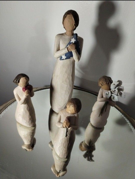 WILLOW TREE COLLECTION FIGURINES SET OF 4 - M99