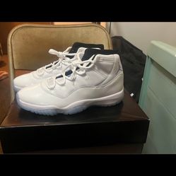 Jordan 11  Columbia 