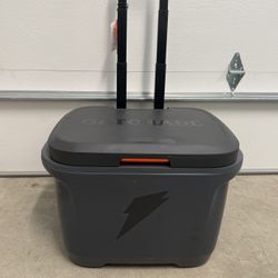 Gatorade 50qt Rolling Ice Cooler - Heavy Duty Gray Brand New