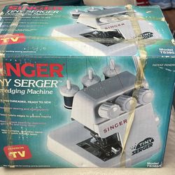Singer Tiny Serger Overedging Machine Sewing Model TS380A  + Manual