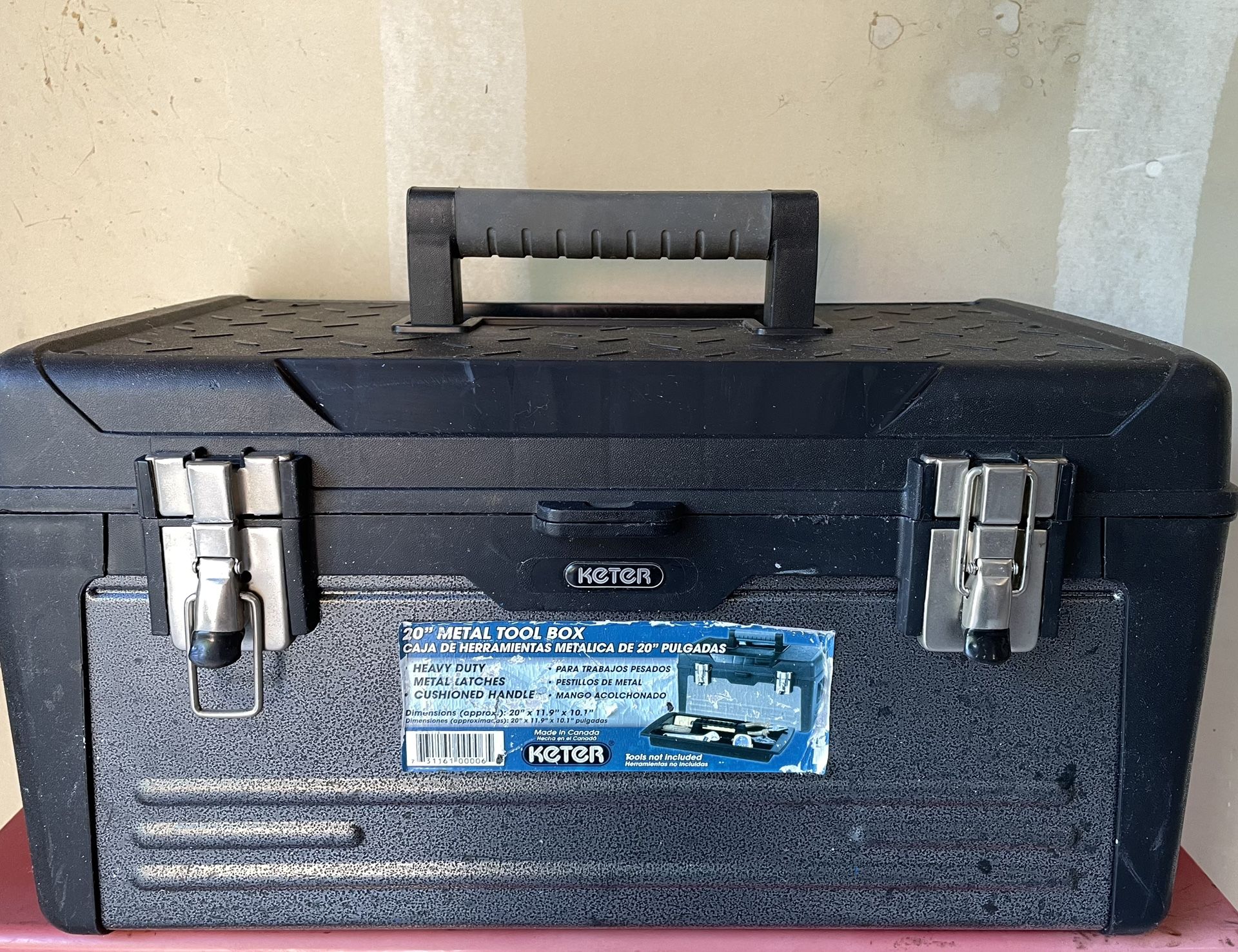 20” Metal Tool Box