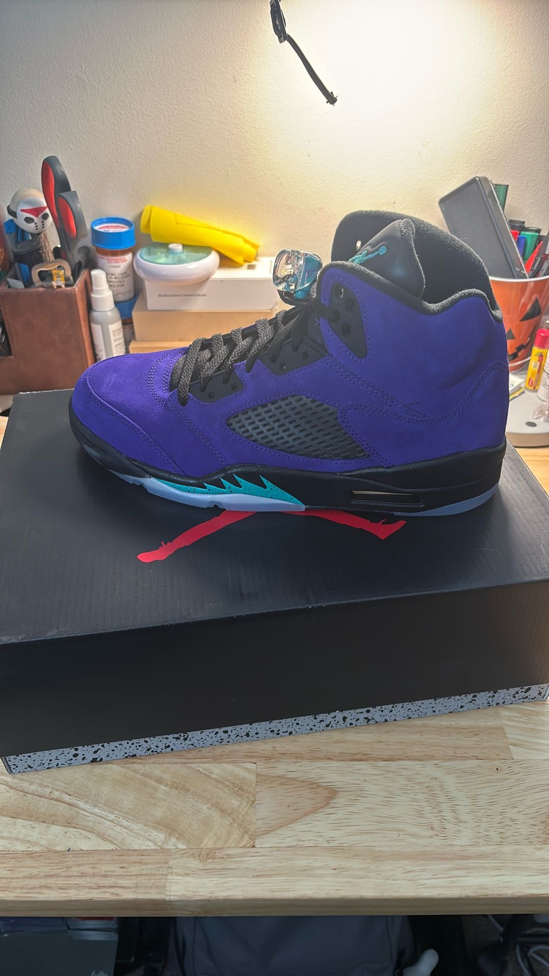 Jordan Retro New 9.5