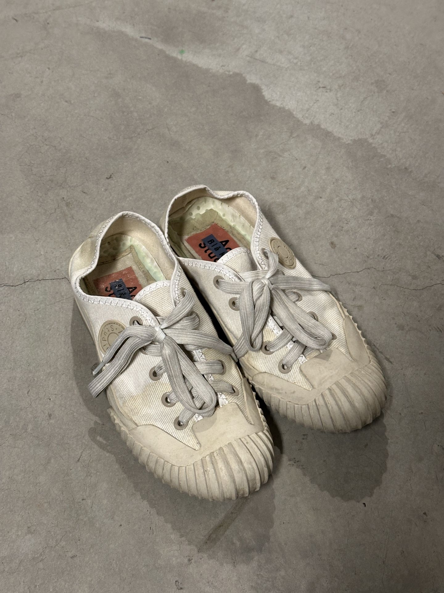 ACNE STUDIOS Size 7 White Canvas Sneakers