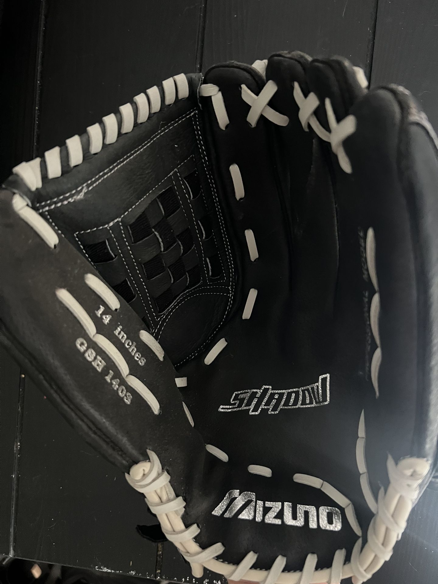 Mizuno Shadow Baseball Glove