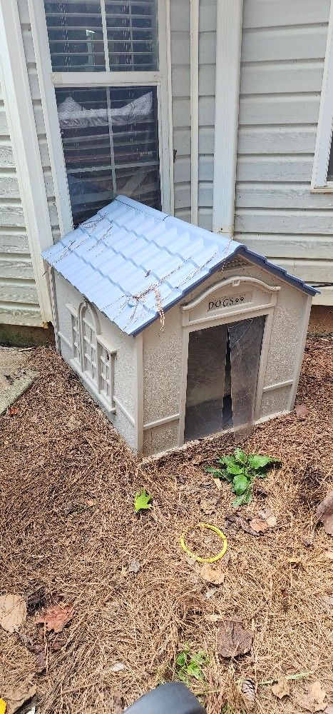 Small Dog House