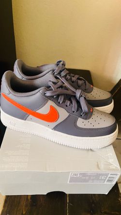 Brand New  Nike boys shoes Size 3.5