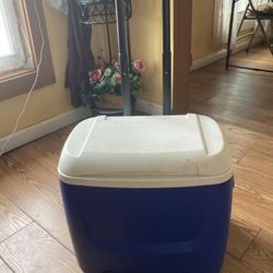 Cooler With Wheels