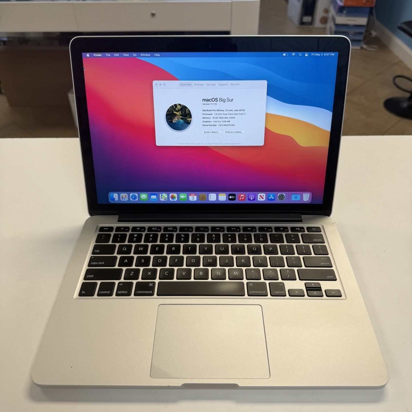 MacBook Pro 13inch Retina i7/16/500ssd with Final Cut & Logic Pro