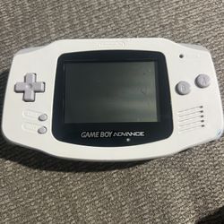 White, Game Boy Advance