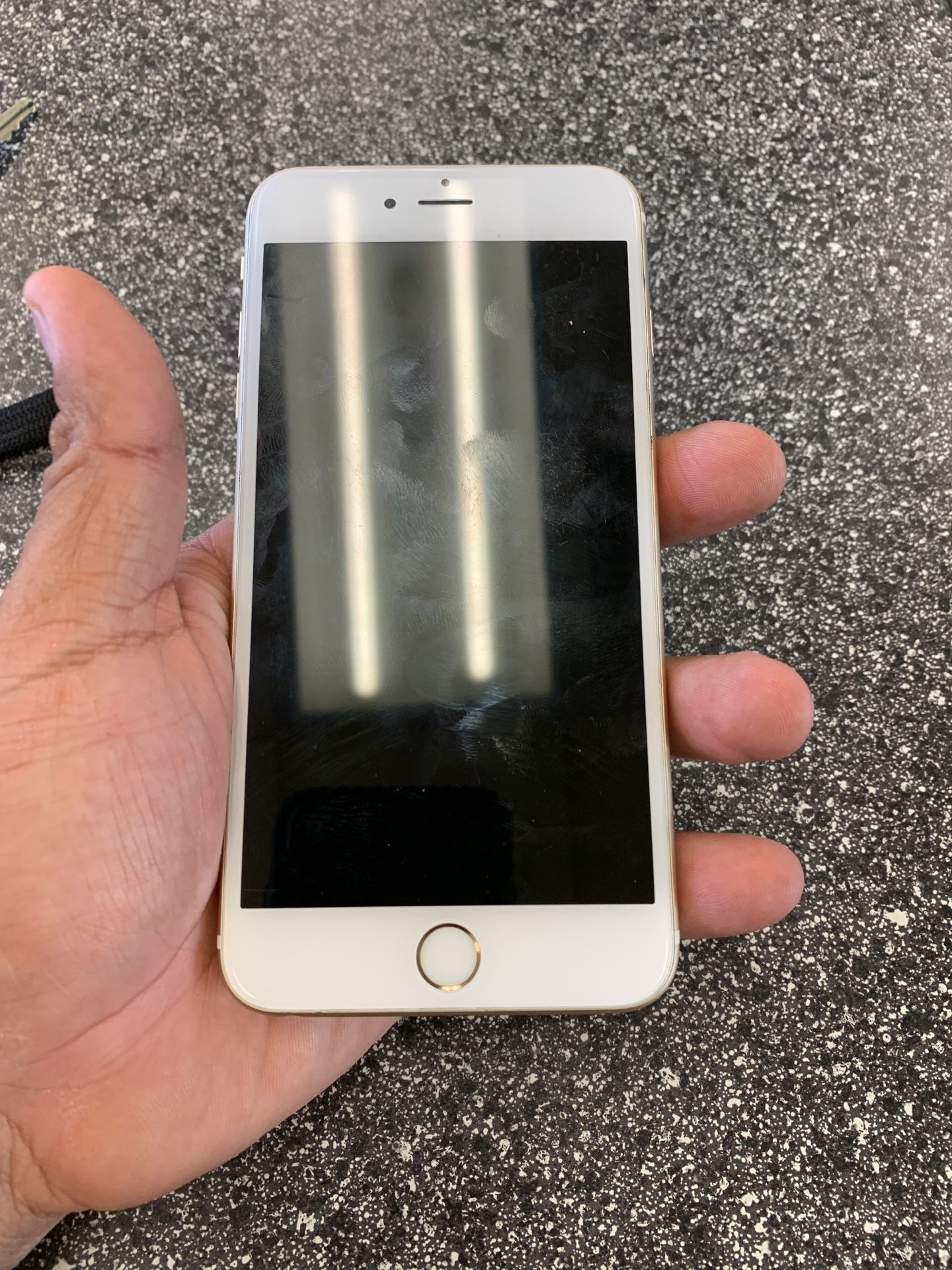 I phone 6 S plus Gold 64gb