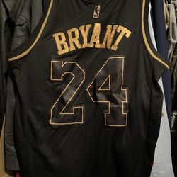 Kobe Golden Jersey