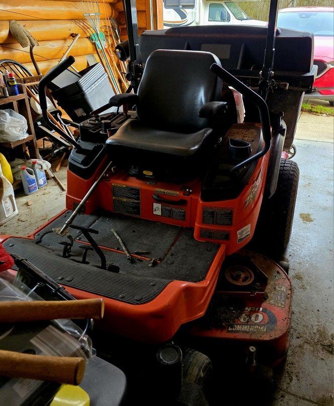 Kubota Zg327 Commercial Mower