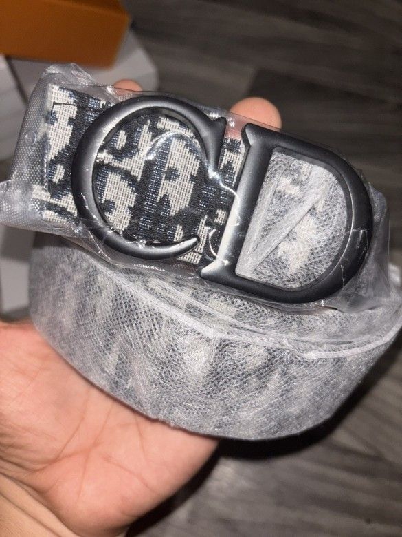 Dior Belts 3 Different Styles $150 Each(comes With Bags And Receipts)