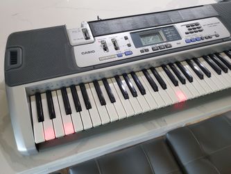 CASIO Keyboard LK-100