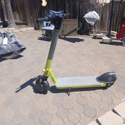 Super pedestrian link electric scooter