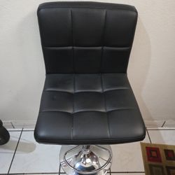 1 Adjustable Height Bar Stool