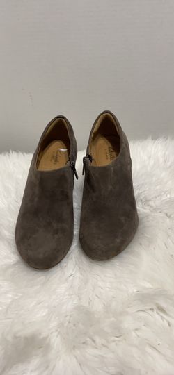 Clarks Artisan Womens Sz 7 M Wedge Ankle Boots Bootie Tan Light Brown Suede