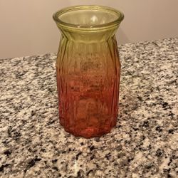 Flower 🌺 Vase (Yellow To Red Color Fade) 