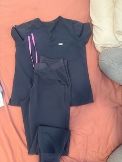 Figs scrubs
