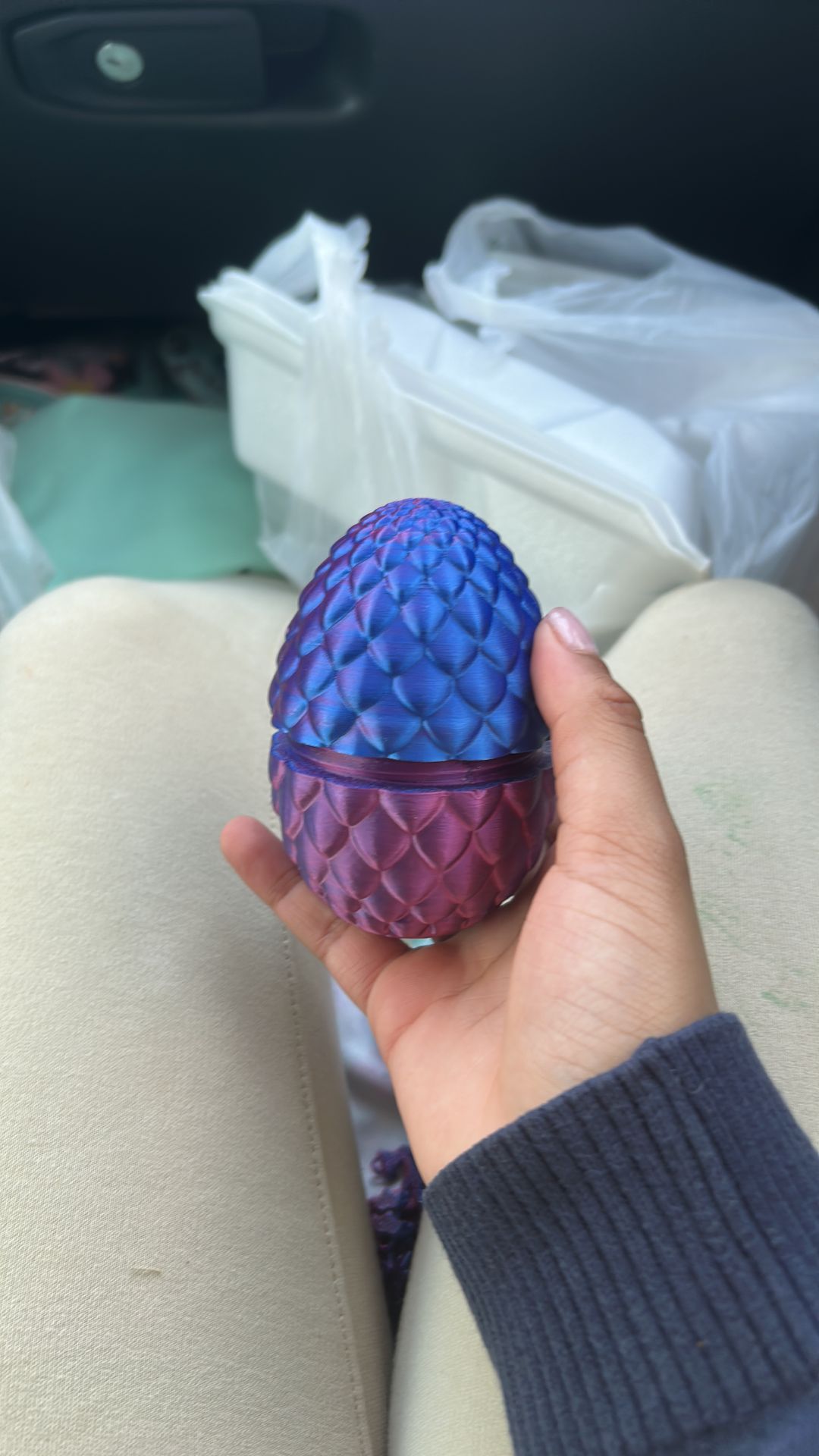 3-D egg