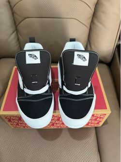 VANS KNU SKOOL