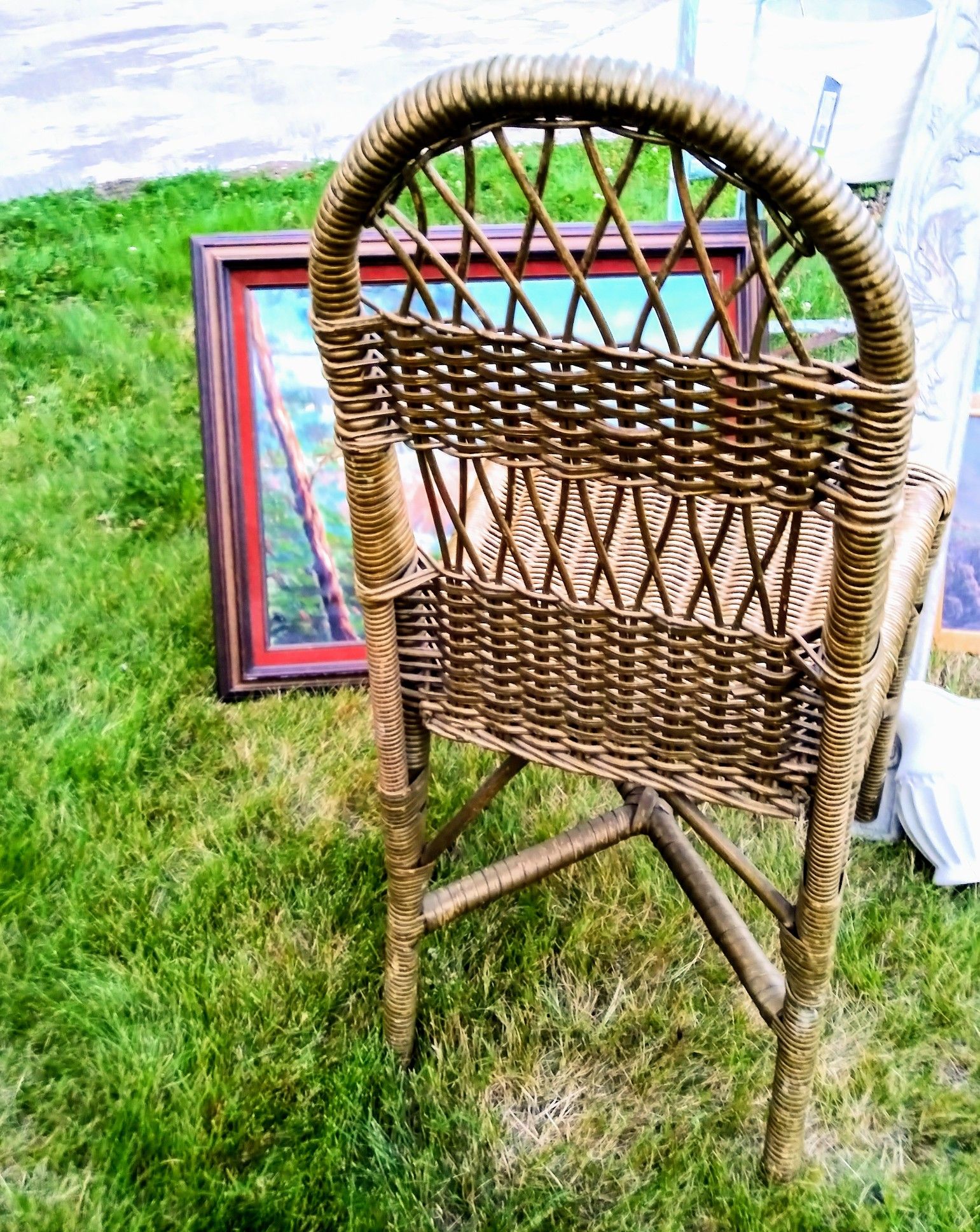 Decor $5&up, RARE Ribbon Mahogany Cocktail Table $129 Sheepskin $25 + Modernistic Perculator Coffee Pot Set $80, MCM Bentwood Bamboo Wicker Rattan &⬇