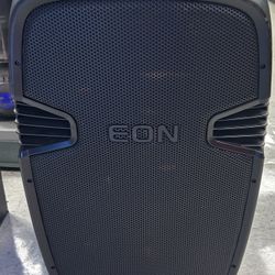 JBL EON 515XT portable self-powered 15" speaker