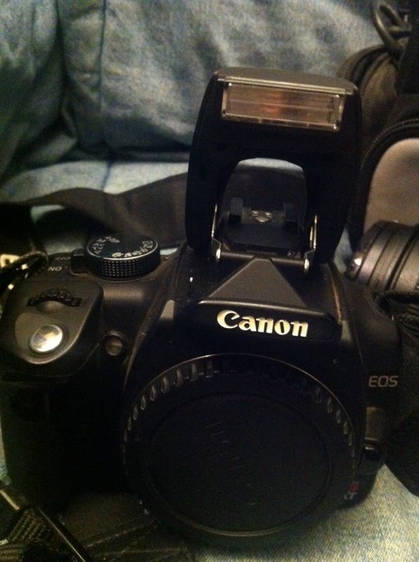 Cannon Camera with 300$ lens, cf card, and bag!!!