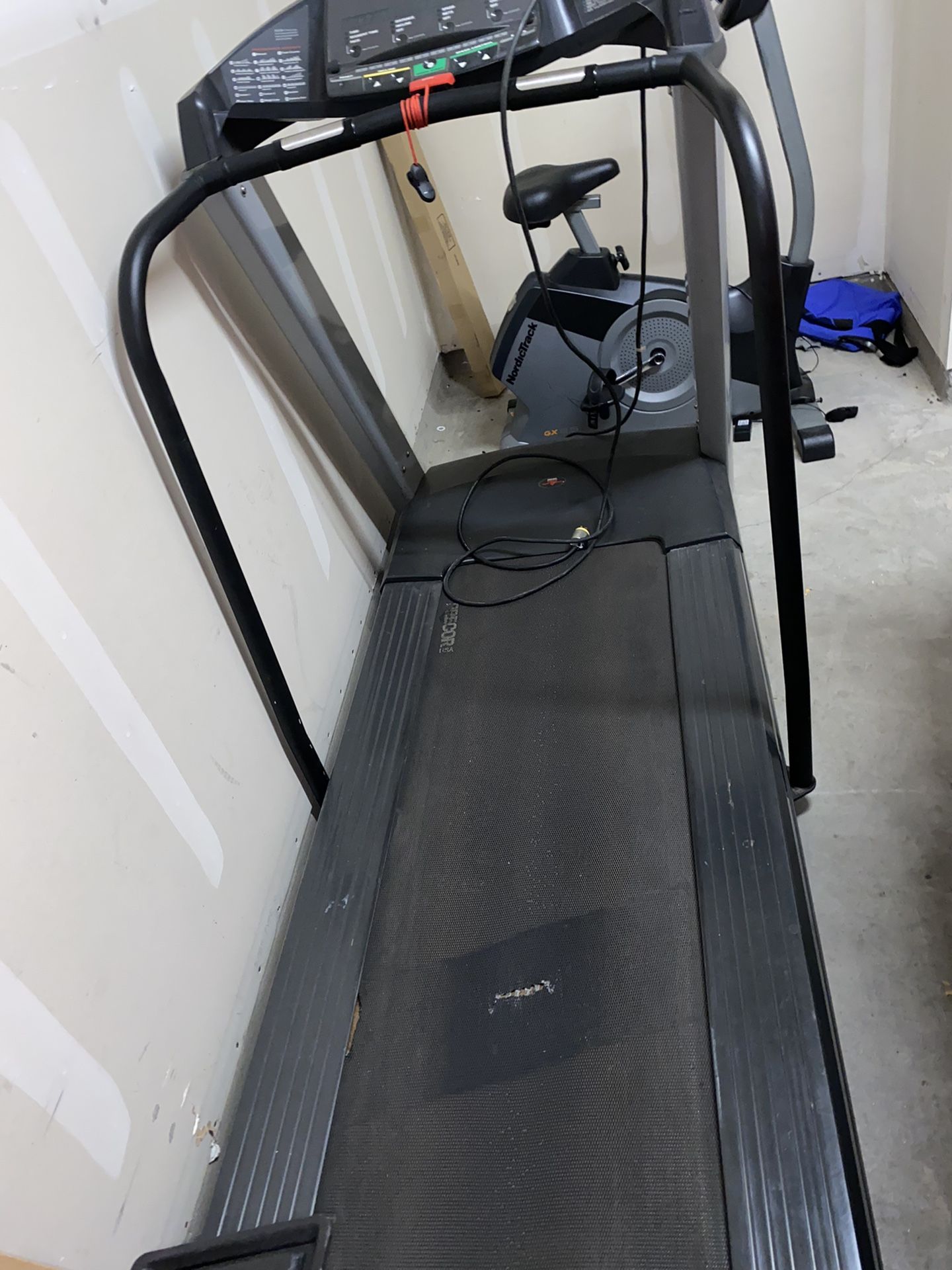 Treadmill $100