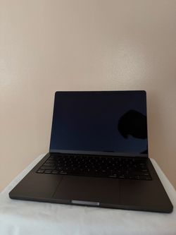 MacBook Pro M5 16gb RAM 512gb SSD