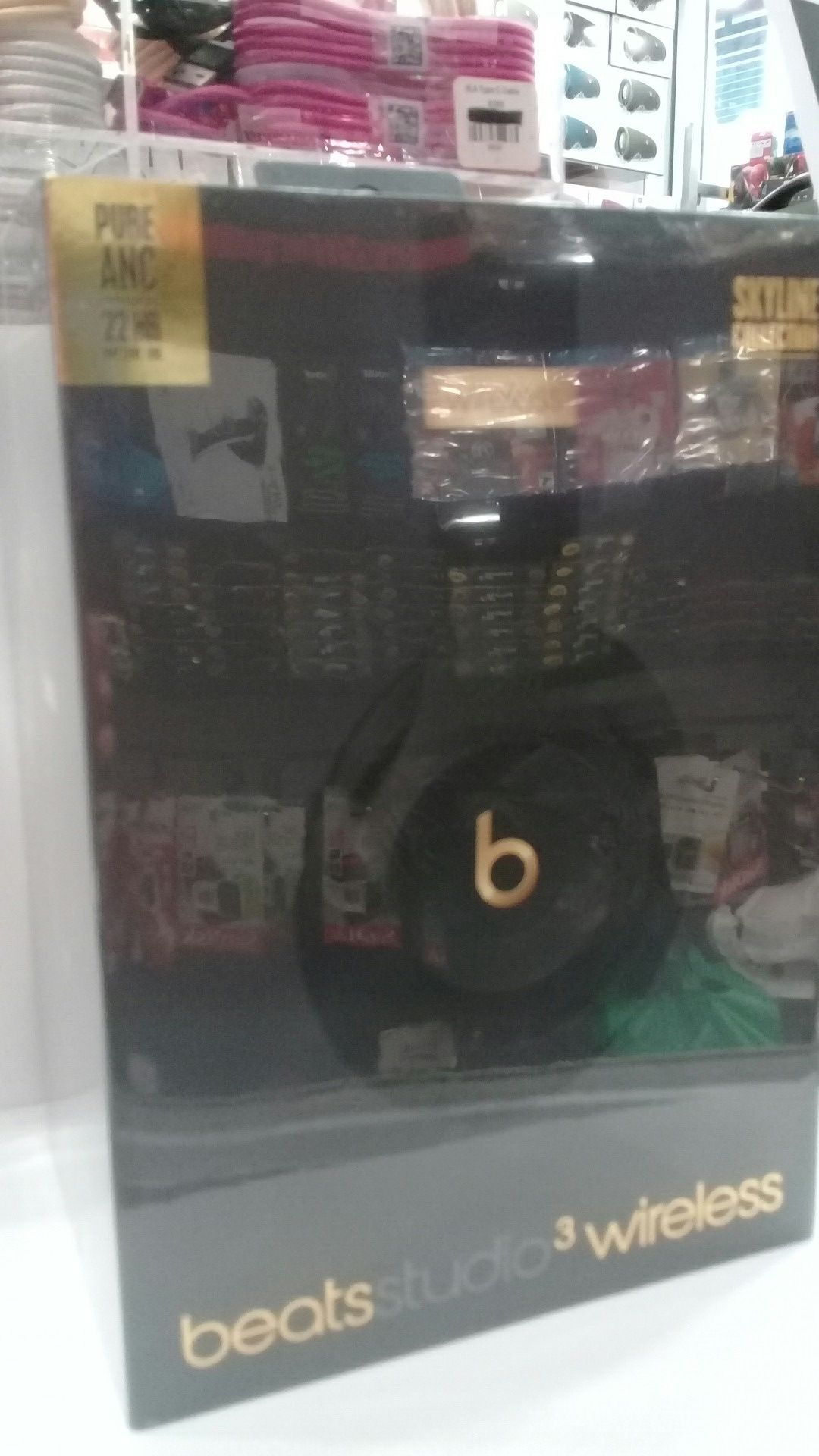 Beats Studio 3 Wireless Skyline Collection