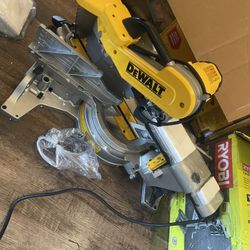 12" Double Bevel Compound Miter Saw