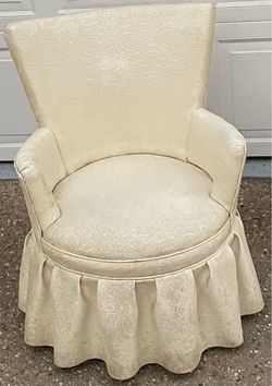 Huge garage/yard sale