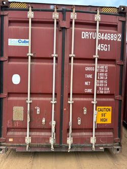 40ft and 20ft shipping storage containers