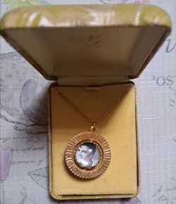 Elvis Presley vintage pendant