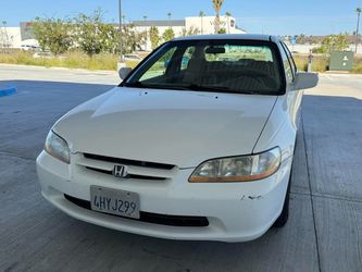 2000 Honda accord  4 dr
